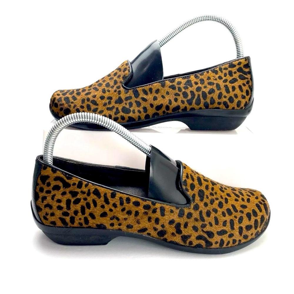 Dansko Shoes US 7 Olivia Leopard Print Calf Hair Flats Animal Print Comfortcore